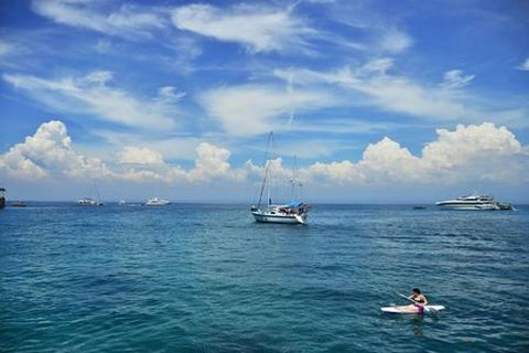 <巴厘岛4晚6日游>蓝梦出海，金巴兰BBQ，情人崖，精油SPA